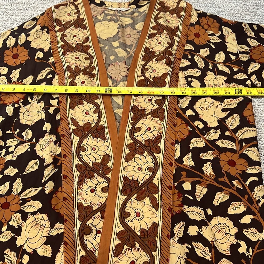 Soft Surroundings, boho women’s blousy kimono style shrug. - Picture 9 of 14